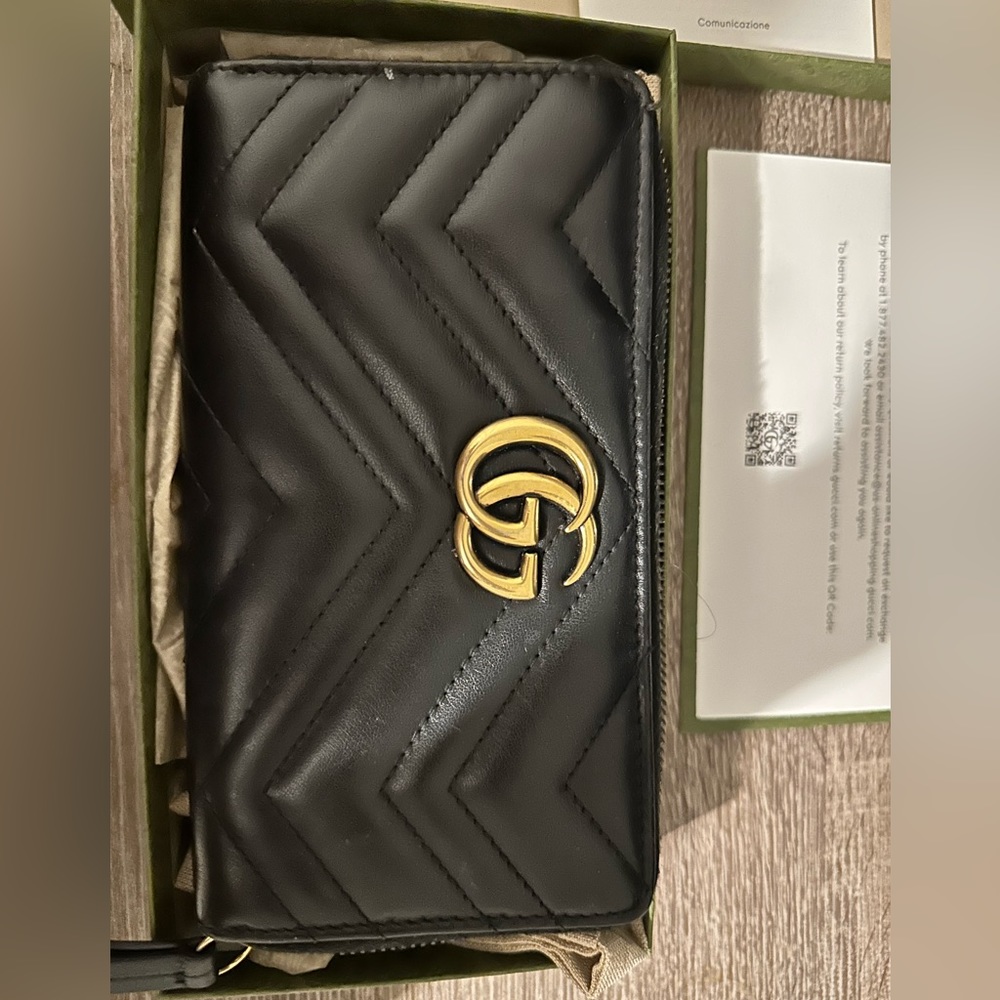 Used black gucci wallet